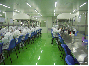 環(huán)氧地坪醫(yī)藥車(chē)間